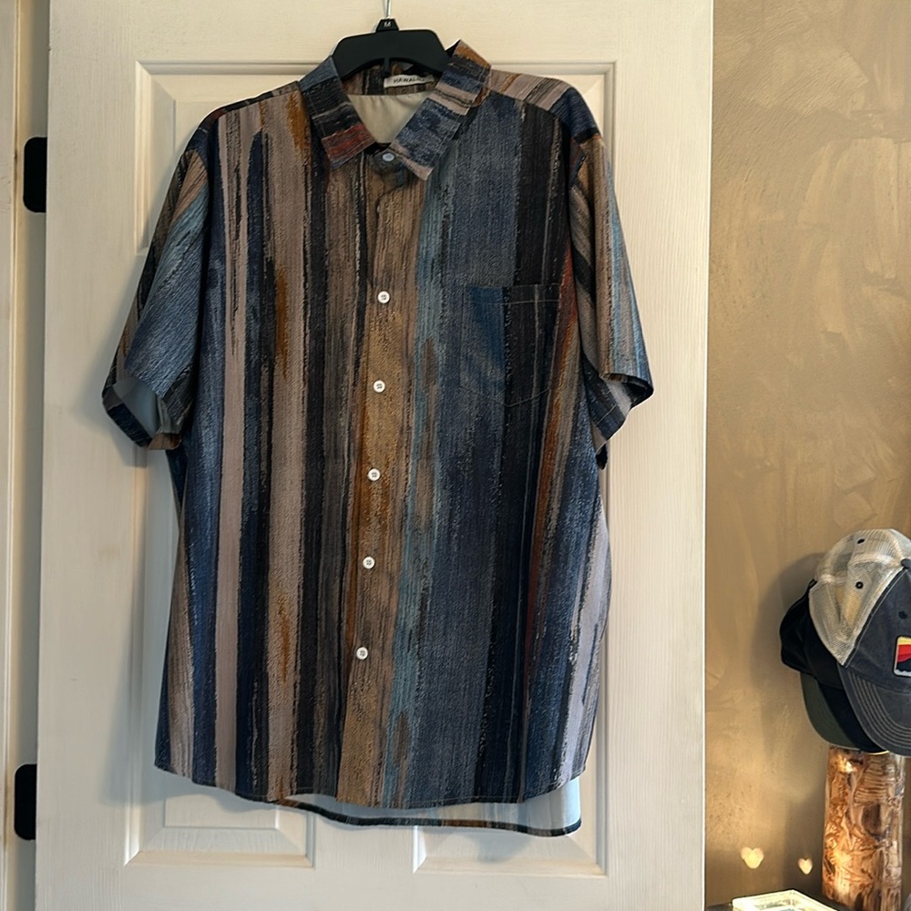 Bowling shirt